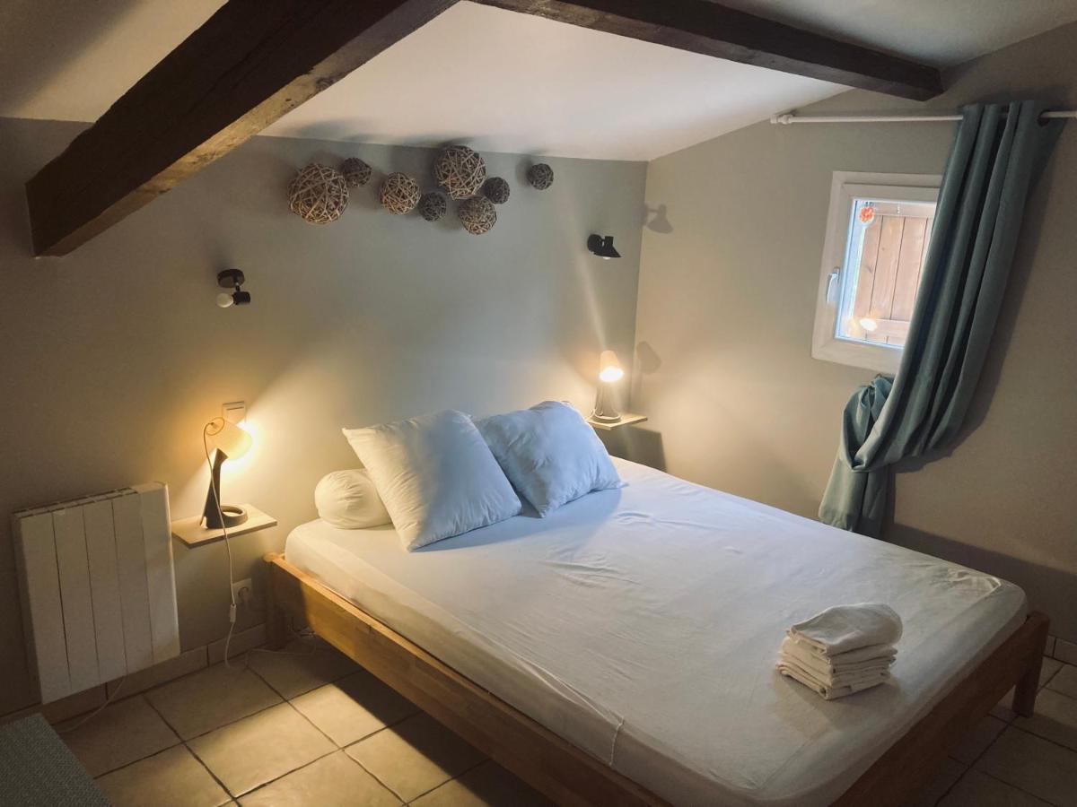 Petite Maison A La Campagne Saint-Germain-des-Fosses Экстерьер фото